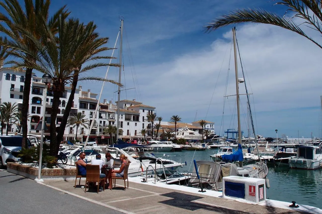 Augusta Sunshine Sea & Golf Apartment Casares Spain